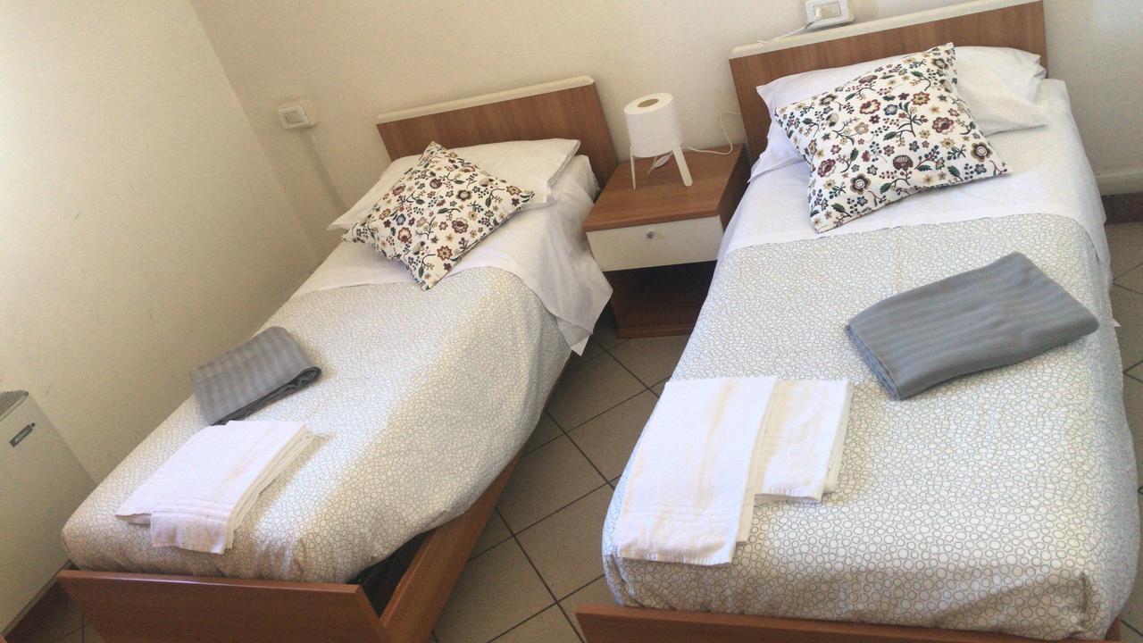 Albergo E Ostello Della Gioventu Biella Centro Storico المظهر الخارجي الصورة
